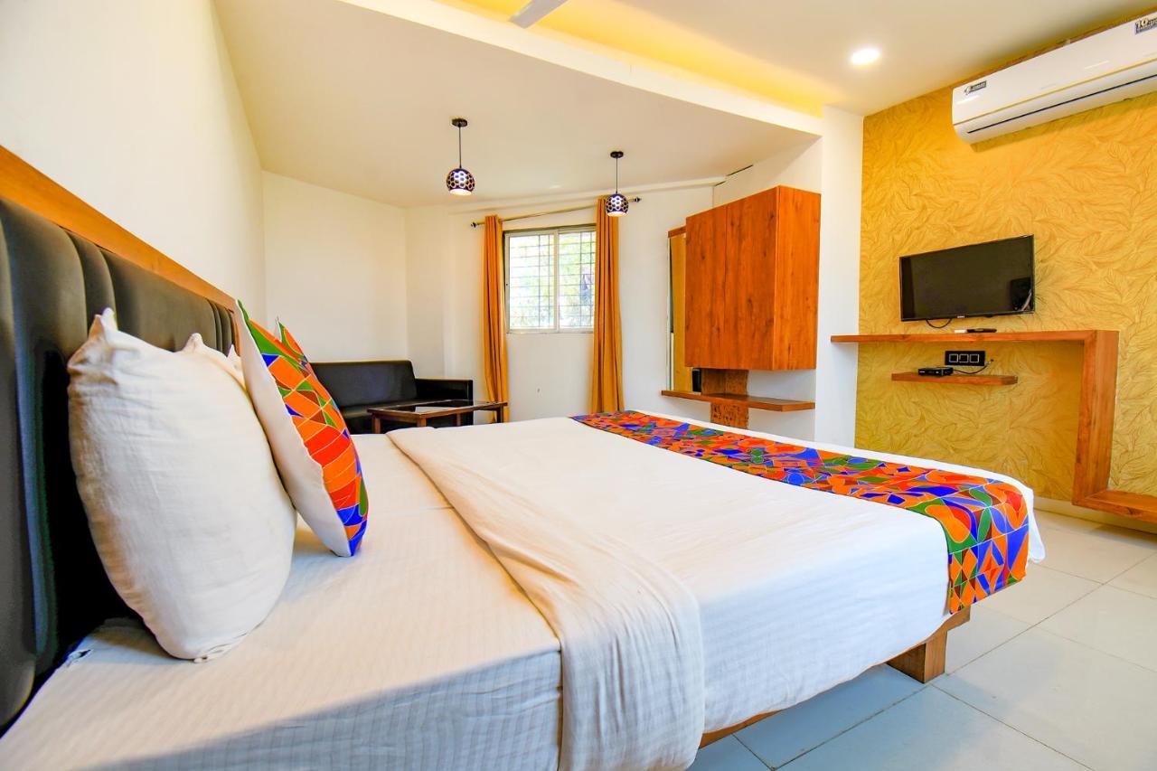 Fabhotel Gate Lodging Hotel Pune