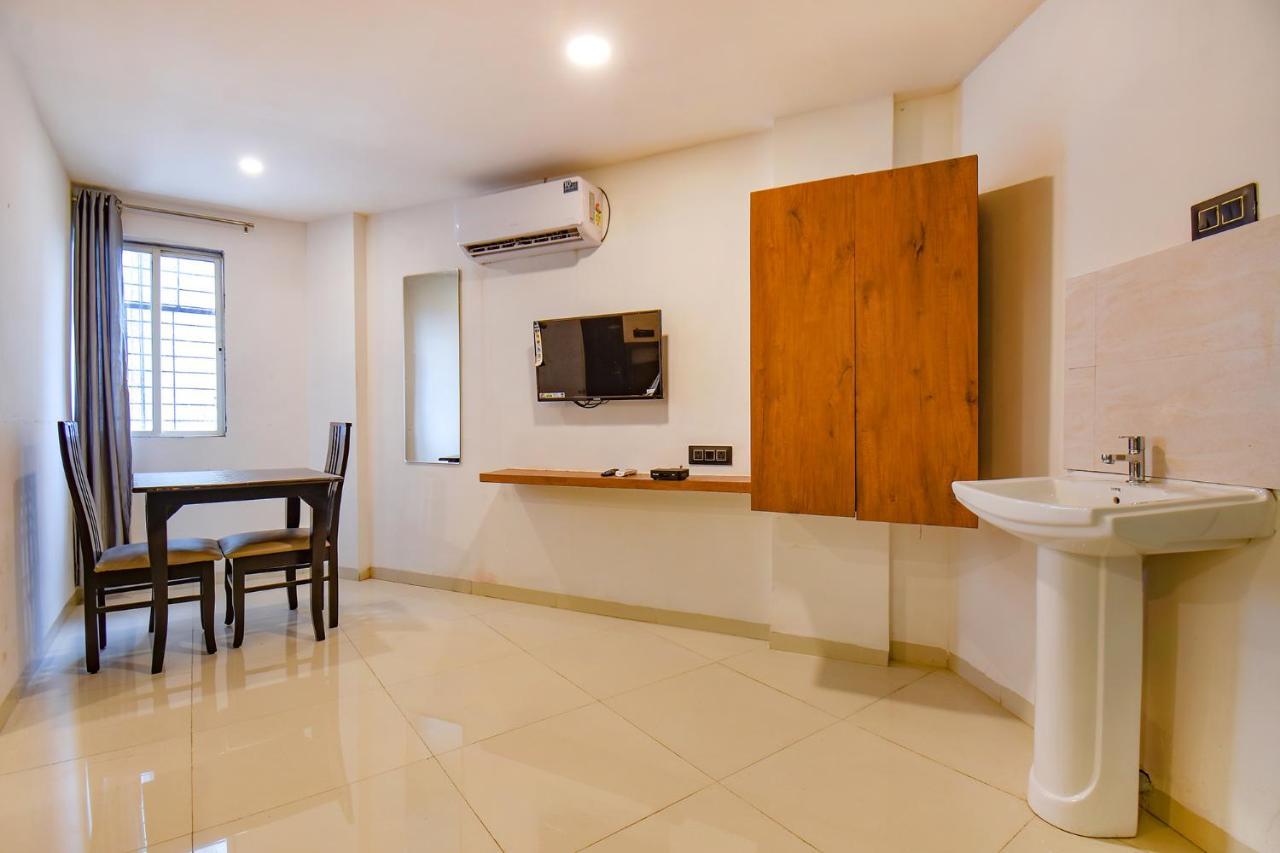 Hotel Fabhotel Gate Lodging Pune